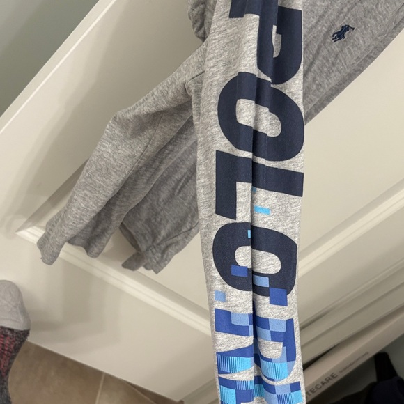 Polo by Ralph Lauren Gray Long Sleeve Kids Tee - Picture 2 of 4